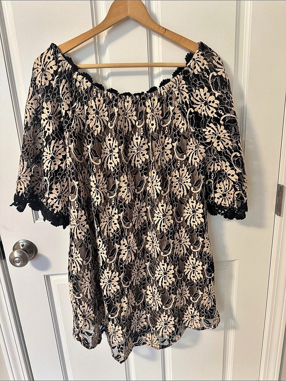 Umgee N3008 Floral Dress in Black & Beige Large Like New